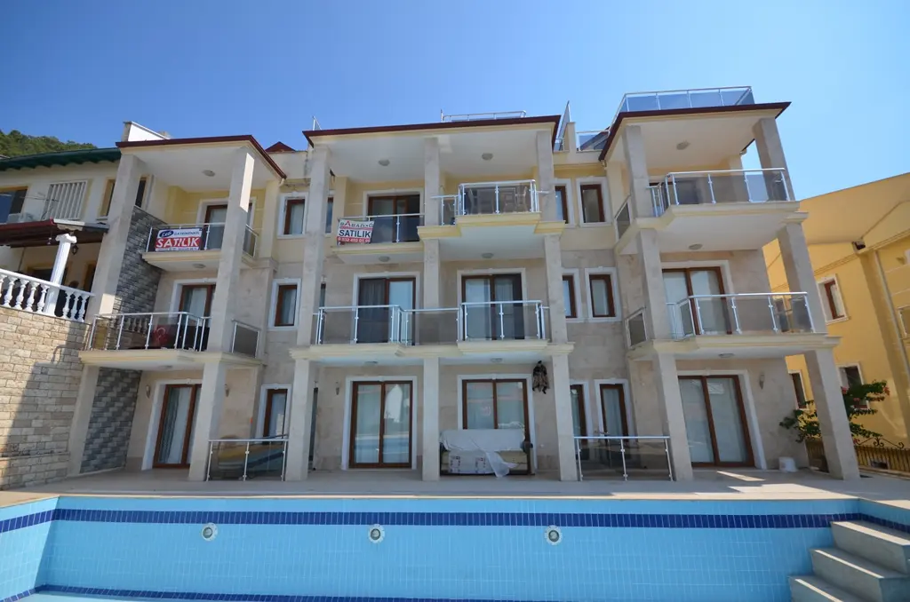 Apartment in Karagozler